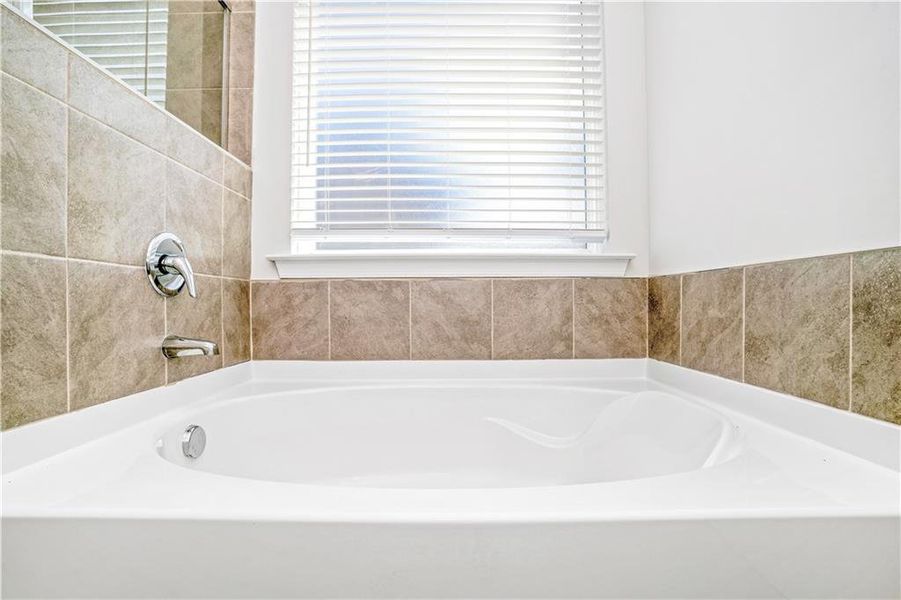 Close-up of interior finishes inside a home in Waters Edge, Mansfield (Image 10).