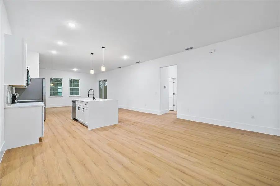 Spacious, unfurnished interior of a new home in , Ocala (Image 22). Spacious, unfurnished interior of a new home in , Ocala (Image 22).