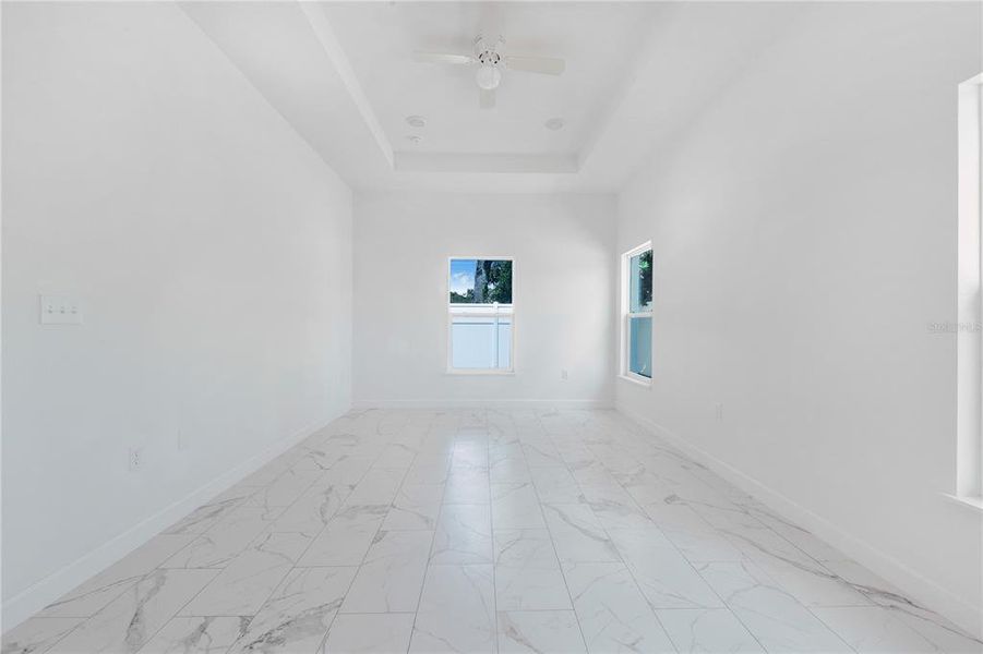 Spacious, unfurnished interior of a new home in , Haines City (Image 13).