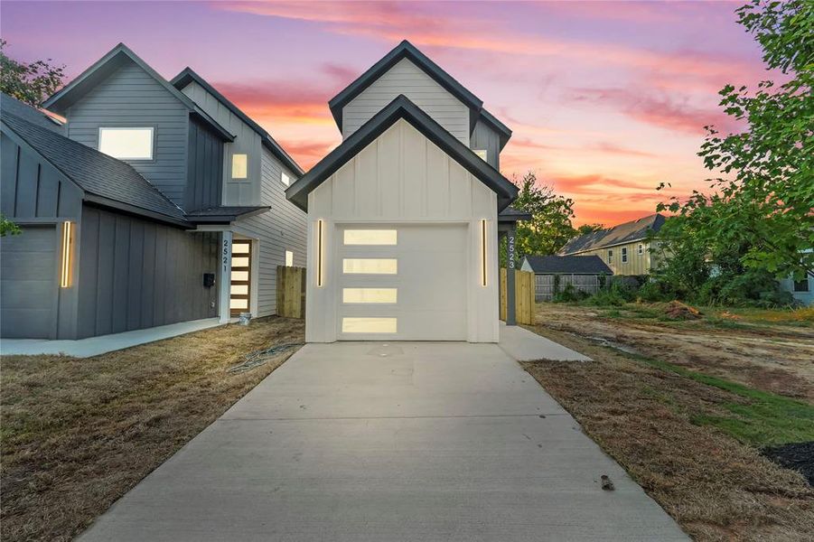 Front exterior of a new home in , Dallas, TX, highlighting curb appeal (Image 1). Front exterior of a new home in , Dallas, TX, highlighting curb appeal (Image 1).