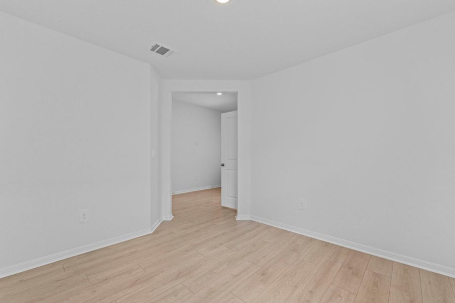 Spacious, unfurnished interior of a new home in Bar W Ranch, Leander (Image 21). Spacious, unfurnished interior of a new home in Bar W Ranch, Leander (Image 21).