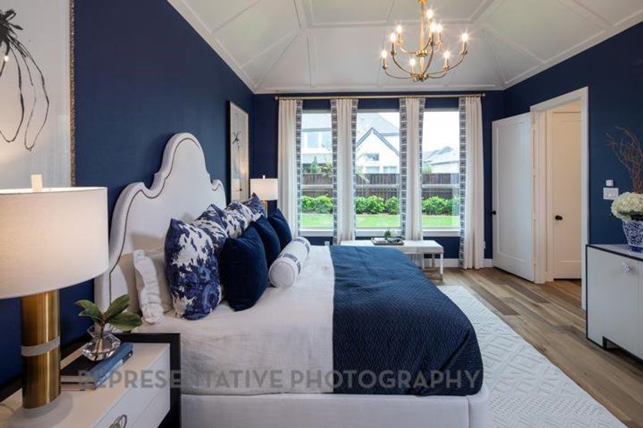 Furnished interior view inside a new home in Star Trail, Prosper (Image 17).