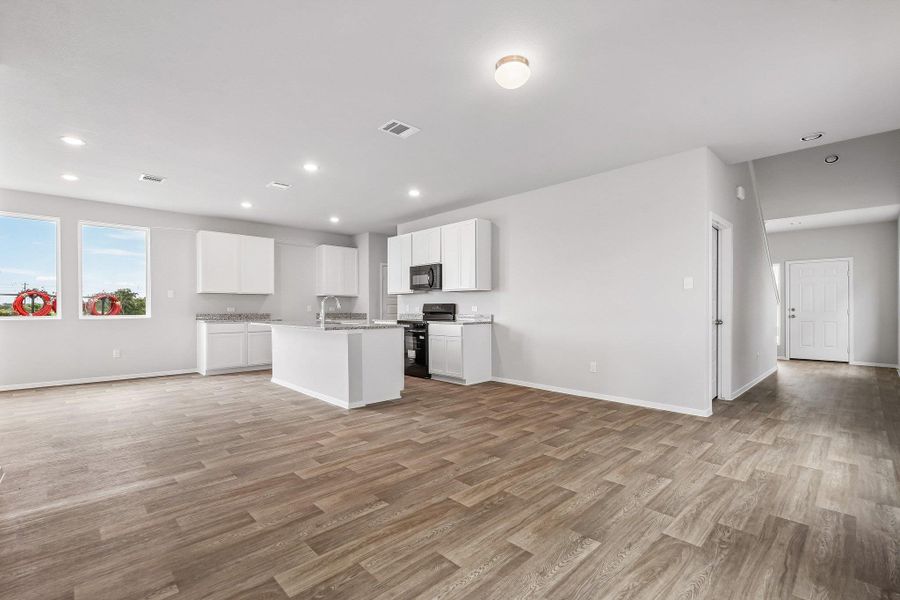 Spacious, unfurnished interior of a new home in Cascade, Liberty Hill (Image 35). Spacious, unfurnished interior of a new home in Cascade, Liberty Hill (Image 35).