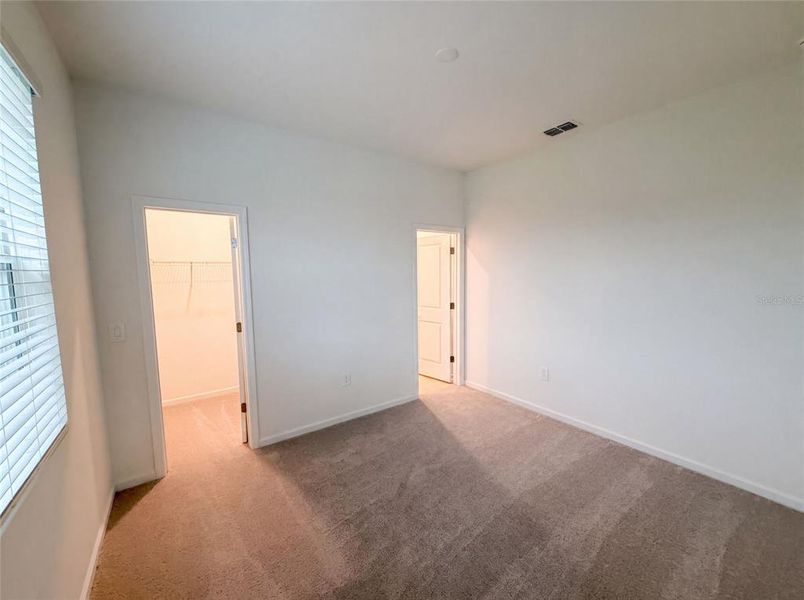 Spacious, unfurnished interior of a new home in Meadow Pointe, Groveland (Image 41).