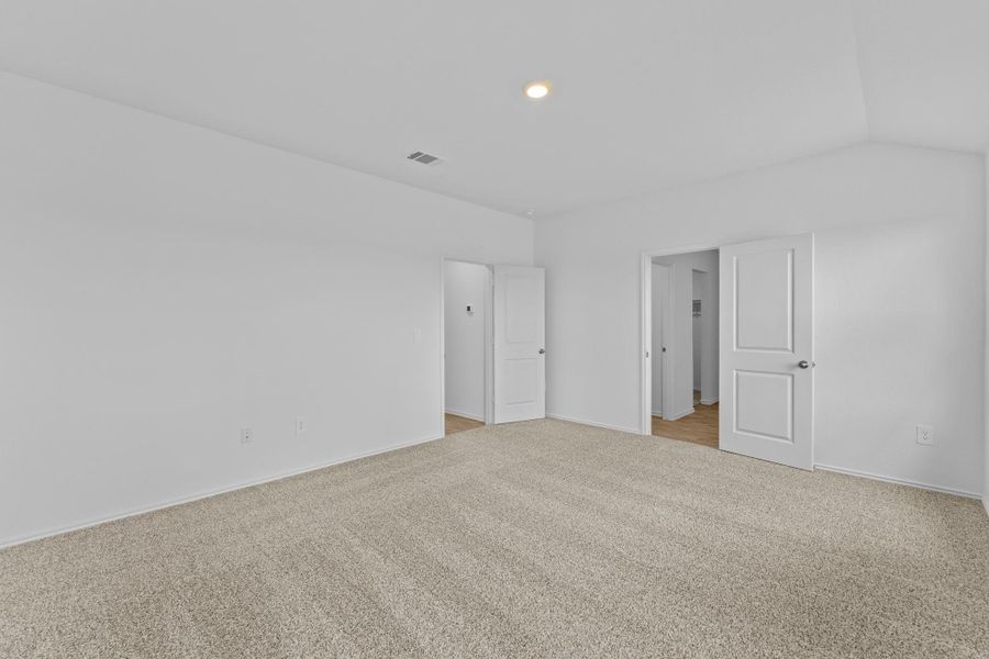 Spacious, unfurnished interior of a new home in Durango, Mustang Ridge (Image 24). Spacious, unfurnished interior of a new home in Durango, Mustang Ridge (Image 24).