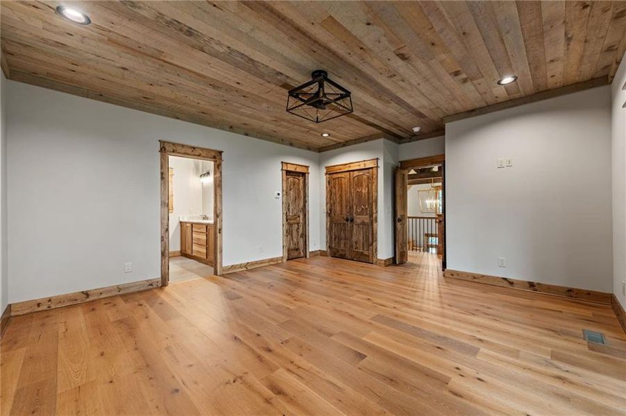 Spacious, unfurnished interior of a new home in , Ellijay (Image 31).