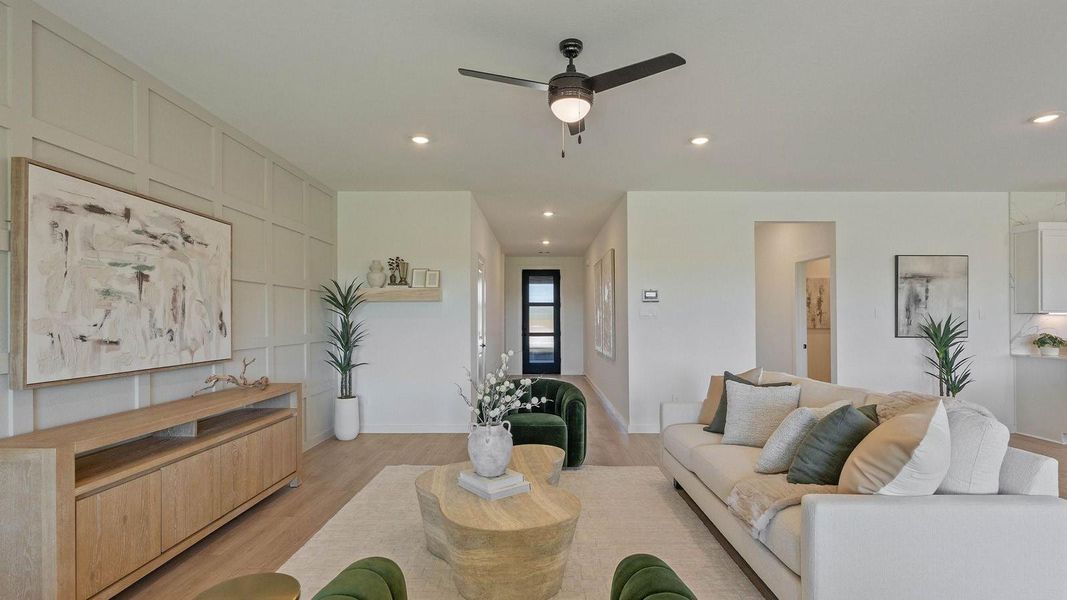 Furnished interior view inside a new home in Riverside Estates, Mont Belvieu (Image 8).