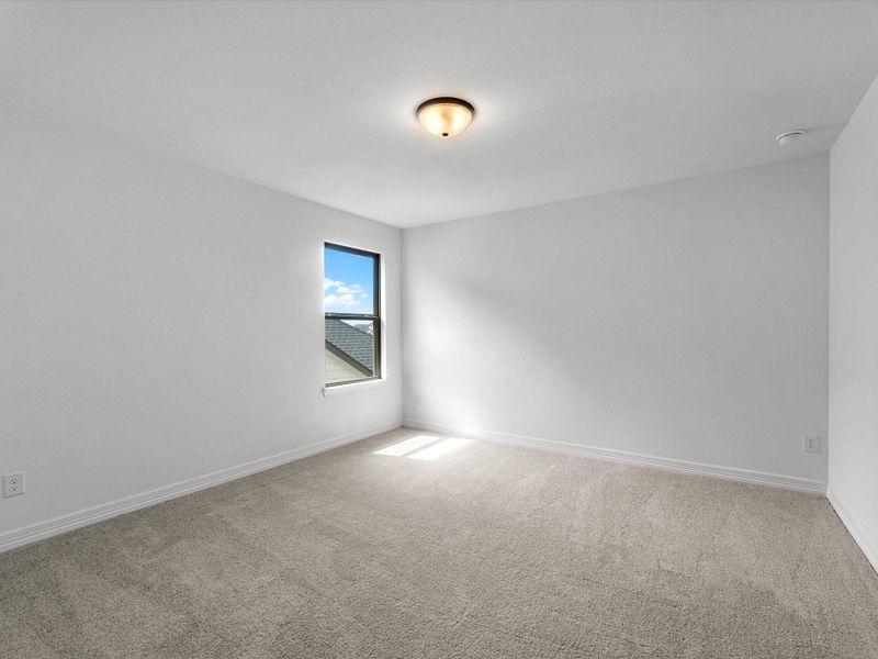 Spacious, unfurnished interior of a new home in Austin Point, Richmond (Image 23).