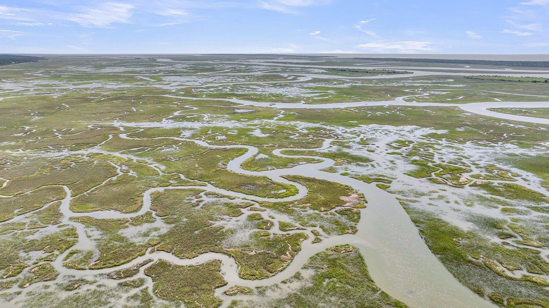 Image 26 of a home in Overlook at Copahee Sound.