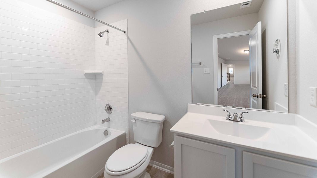 Furnished interior view inside a new home in Paramount, Kyle (Image 8).