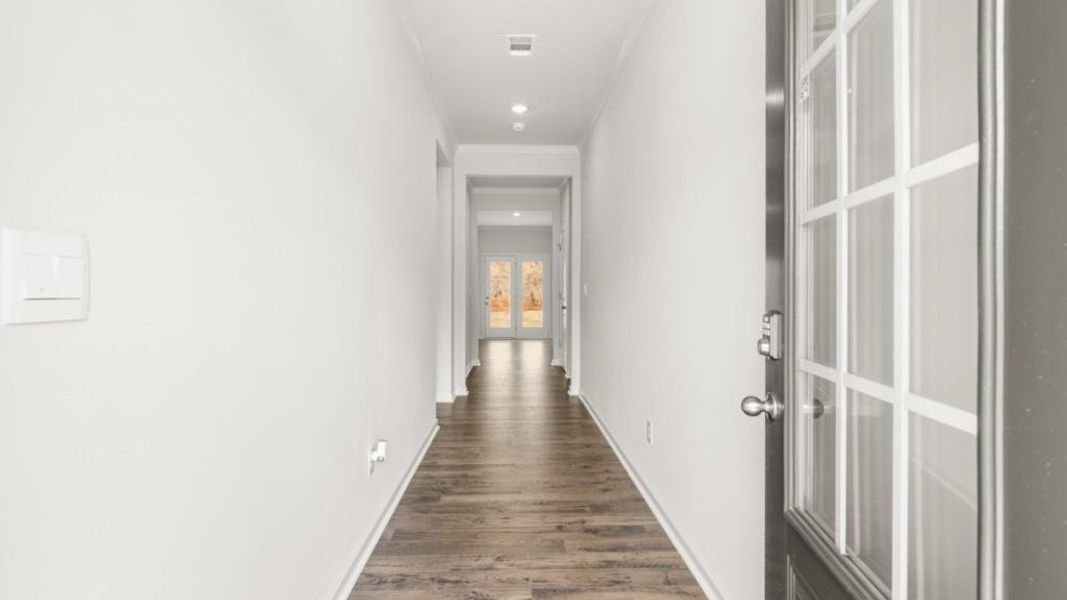 Spacious, unfurnished interior of a new home in Parkside at Carter Grove, Cartersville (Image 30).