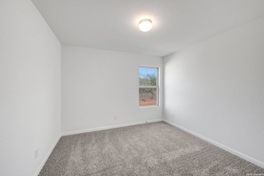 Spacious, unfurnished interior of a new home in Chaparral Ranch, Floresville (Image 17).