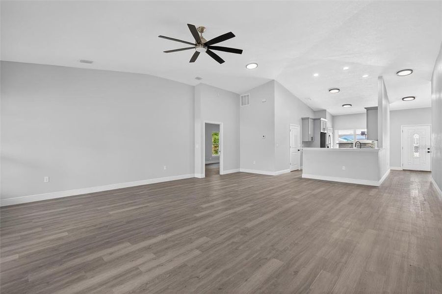 Spacious, unfurnished interior of a new home in , Ormond Beach (Image 25).