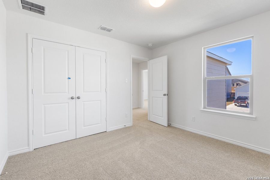 Spacious, unfurnished interior of a new home in Knox Ridge, Converse (Image 18).