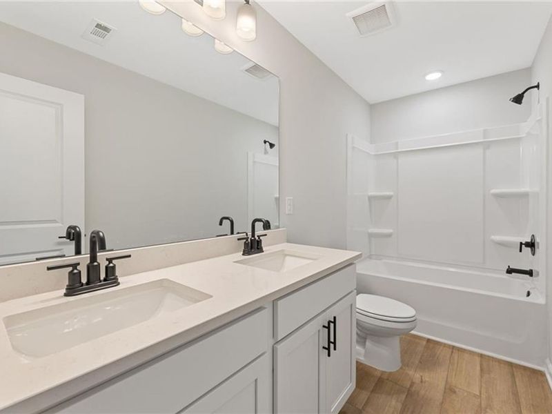 Furnished interior view inside a new home in Cedar Farms, Winder (Image 9).