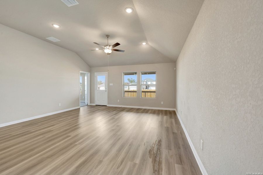 Spacious, unfurnished interior of a new home in Agave, San Antonio (Image 45). Spacious, unfurnished interior of a new home in Agave, San Antonio (Image 45).