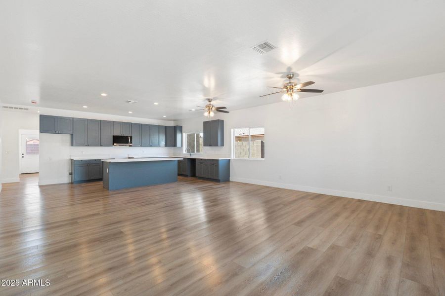 4-web-or-mls-DSC01509 4-web-or-mls-DSC01509