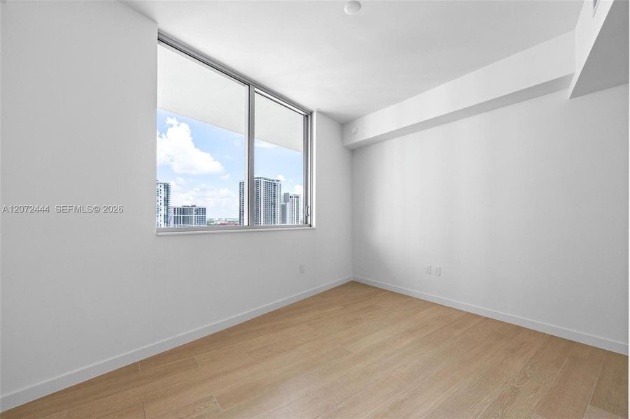 Spacious, unfurnished interior of a new home in , Miami (Image 20).