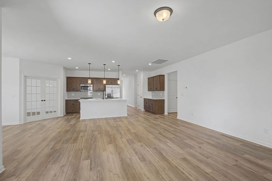 Spacious, unfurnished interior of a new home in The Oaks, Clarksville (Image 15). Spacious, unfurnished interior of a new home in The Oaks, Clarksville (Image 15).
