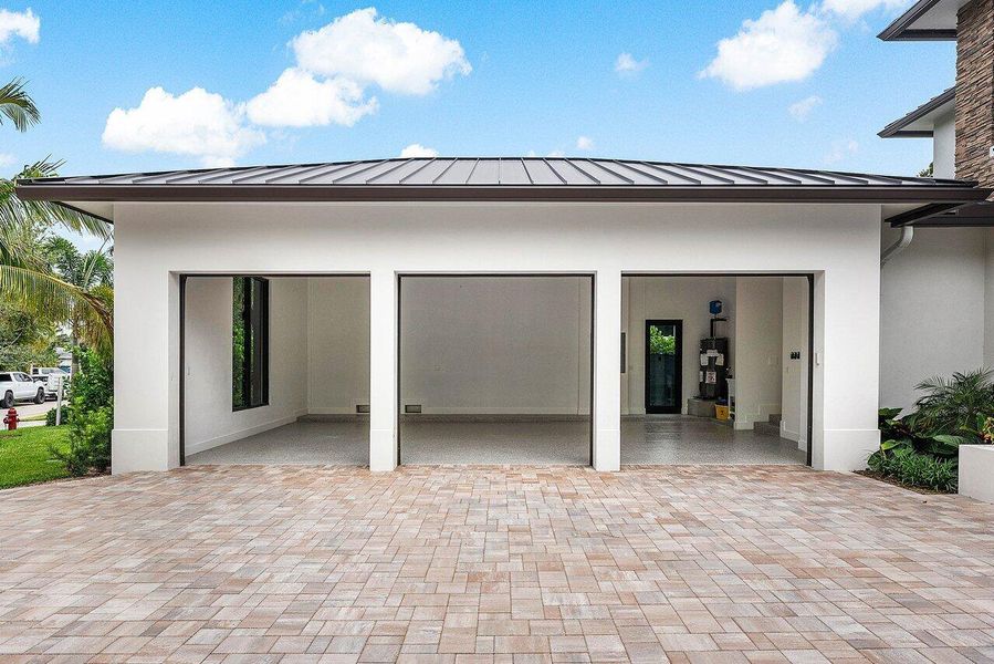 Exterior details and patio area of a home in , Delray Beach (Image 36).
