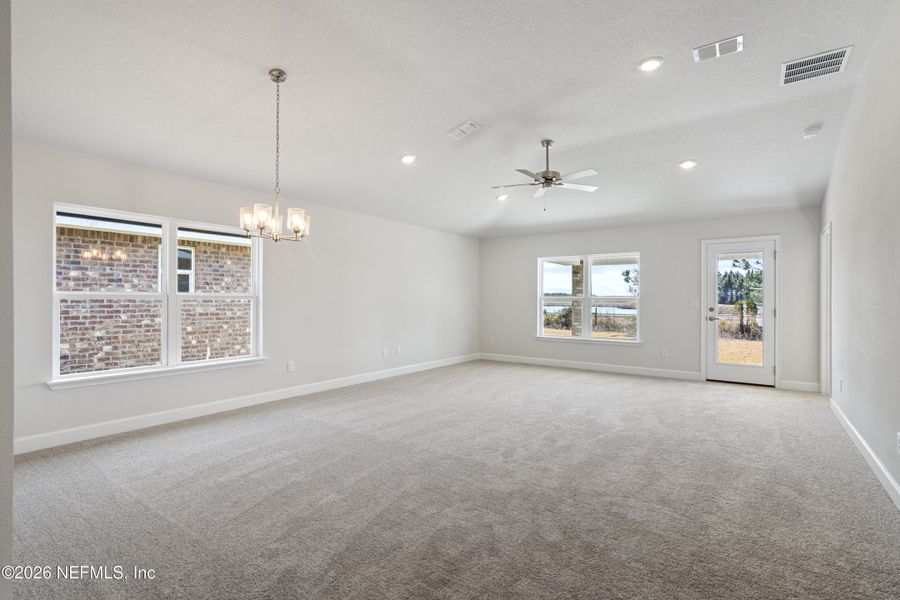 Spacious, unfurnished interior of a new home in Shadow Crest at Rolling Hills, Green Cove Springs (Image 11).