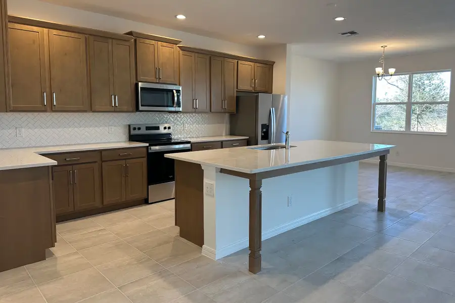 Modern Open-Concept Kitchen in Central Florida Home