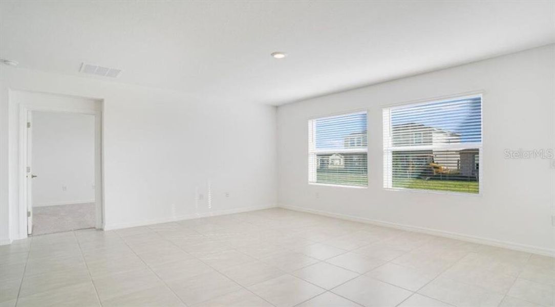 Spacious, unfurnished interior of a new home in Scenic Terrace, Lake Hamilton (Image 21). Spacious, unfurnished interior of a new home in Scenic Terrace, Lake Hamilton (Image 21).