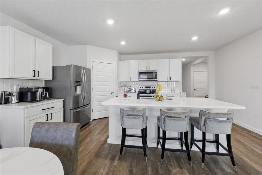 Furnished interior view inside a new home in , Bradenton (Image 19).