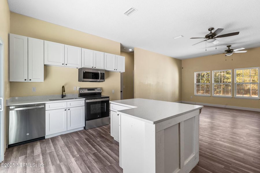 Furnished interior view inside a new home in , Keystone Heights (Image 5).