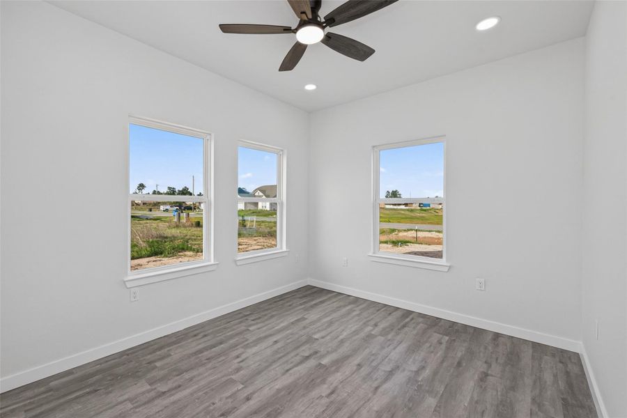 Spacious, unfurnished interior of a new home in , Cleveland (Image 23).