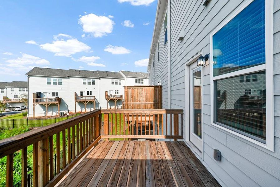 Exterior details and patio area of a home in Chandler Run, Tucker (Image 21).