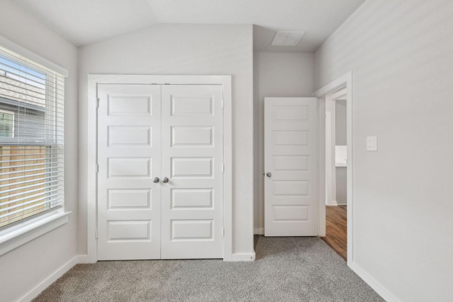 Photo is not of the actual home but is an inspirational photo of builder’s model home and may depict options, furnishings, and/or decorator features that are not included. Photo is not of the actual home but is an inspirational photo of builder’s model home and may depict options, furnishings, and/or decorator features that are not included.