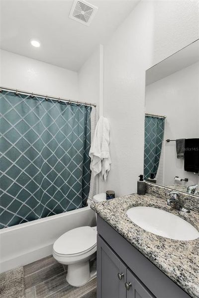 Furnished interior view inside a new home in , Port Charlotte (Image 11).