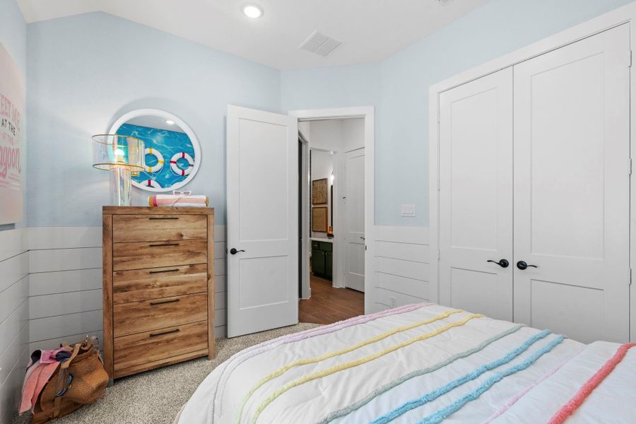 **Photos are representative of the floor plan and not of the actual home** **Photos are representative of the floor plan and not of the actual home**