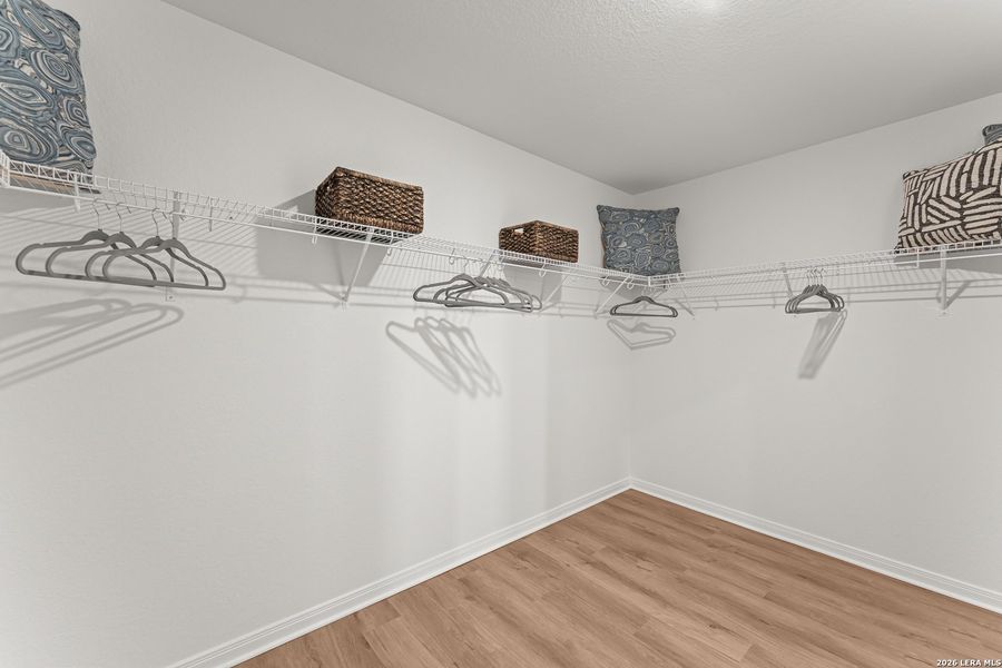 Spacious, unfurnished interior of a new home in Greenspoint Heights, Seguin (Image 18).