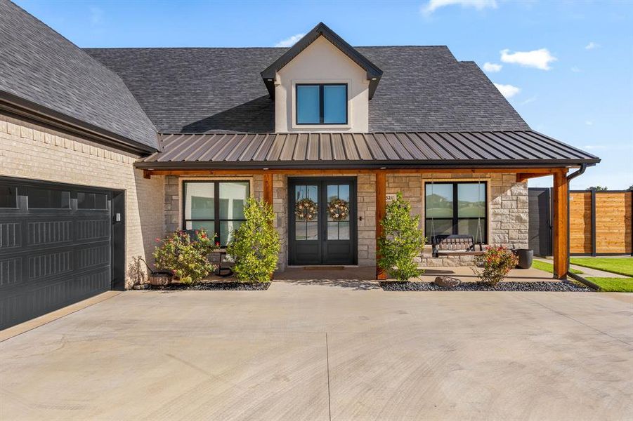 Exterior details and patio area of a home in , Wichita Falls (Image 2). Exterior details and patio area of a home in , Wichita Falls (Image 2).