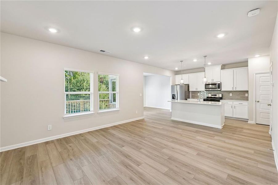 Spacious, unfurnished interior of a new home in Hemingway - Reserve Series, Cumming (Image 37). Spacious, unfurnished interior of a new home in Hemingway - Reserve Series, Cumming (Image 37).