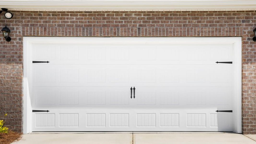 Exterior details and patio area of a home in Hunters Ridge, Woodruff (Image 3).