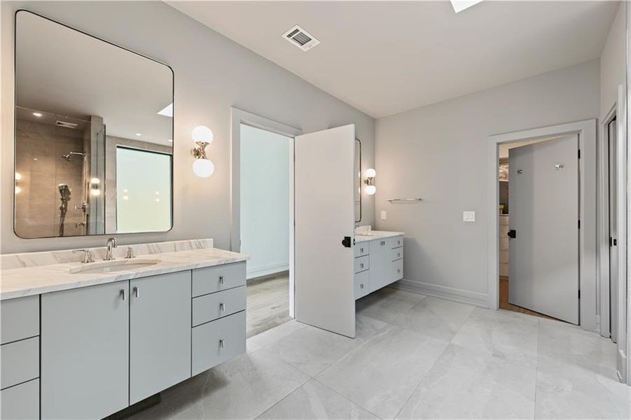 Furnished interior view inside a new home in , Atlanta (Image 70).