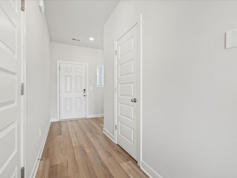 Spacious, unfurnished interior of a new home in Valentine Townes, Greer (Image 10).