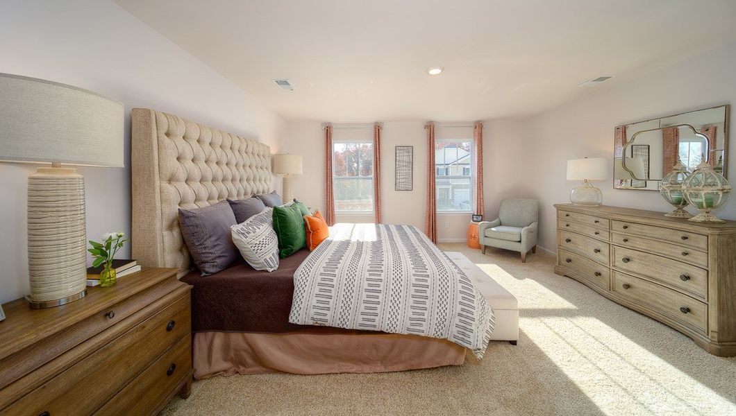 Furnished interior view inside a new home in Valleywood Farms, Waynesville (Image 16).