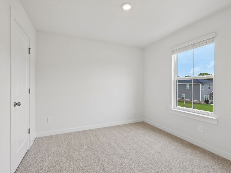 Spacious, unfurnished interior of a new home in Avery Farms - Ridge Series, Murfreesboro (Image 15). Spacious, unfurnished interior of a new home in Avery Farms - Ridge Series, Murfreesboro (Image 15).