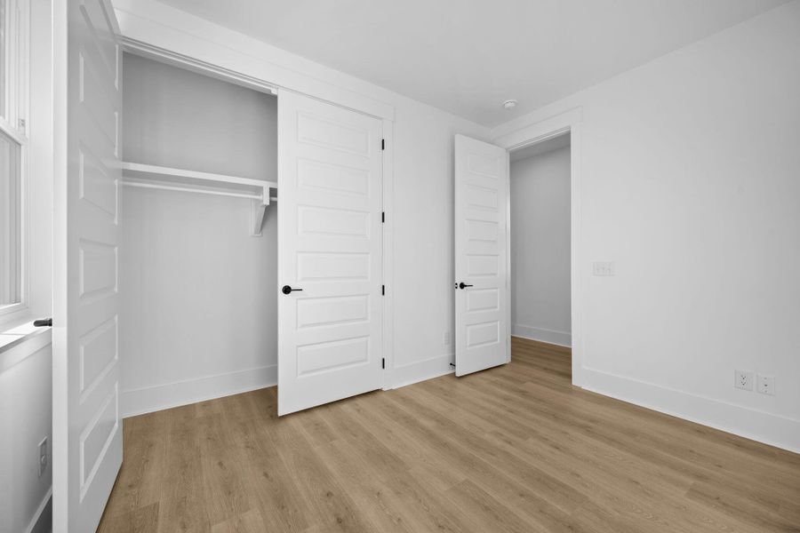 Spacious, unfurnished interior of a new home in , Johns Island (Image 55).