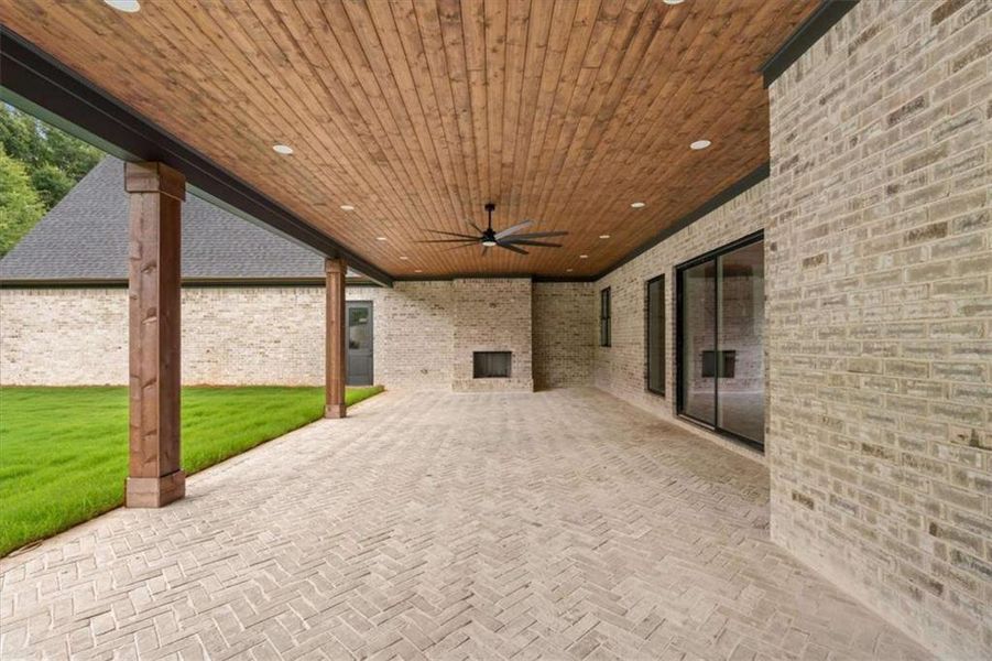 Exterior details and patio area of a home in , Carrollton (Image 42).
