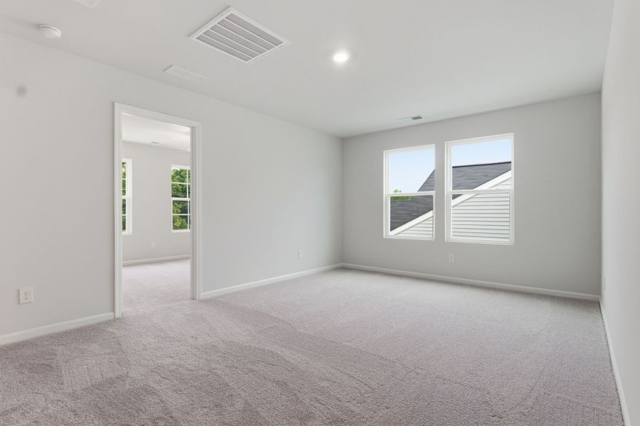 Spacious, unfurnished interior of a new home in Piper Creek, Newton (Image 24). Spacious, unfurnished interior of a new home in Piper Creek, Newton (Image 24).