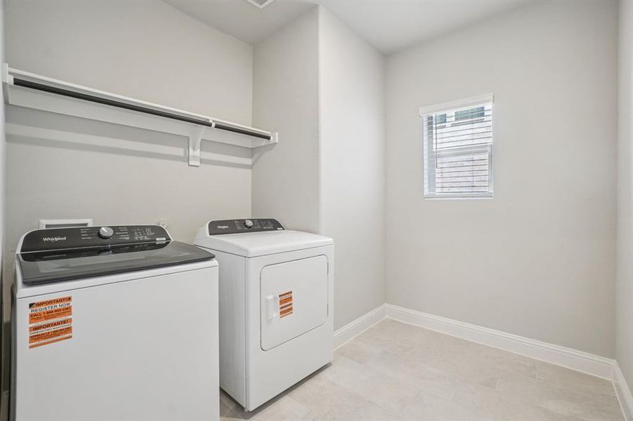 Photo is not of the actual home, but is an inspirational photo of builder’s model home and may depict options, furnishings, and/or decorator features that are not included. Photo is not of the actual home, but is an inspirational photo of builder’s model home and may depict options, furnishings, and/or decorator features that are not included.