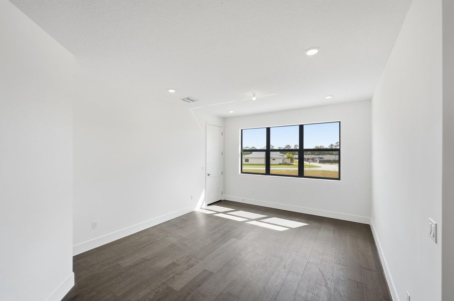 65-print-10140-royal-ascot-avenue