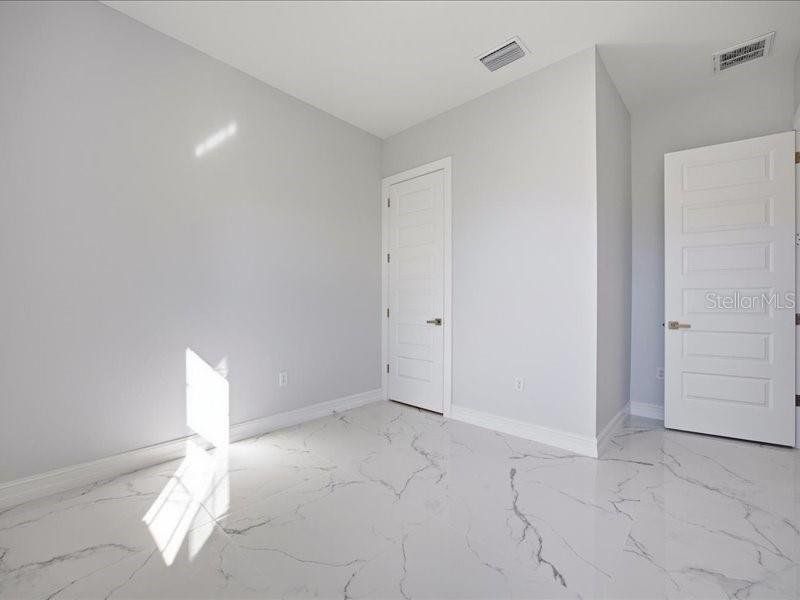 Spacious, unfurnished interior of a new home in , Plant City (Image 39). Spacious, unfurnished interior of a new home in , Plant City (Image 39).