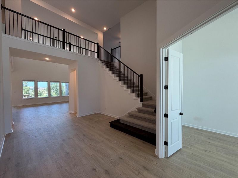 Entry Foyer with soaring ceiling Entry Foyer with soaring ceiling