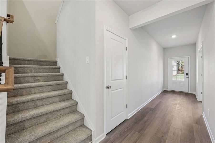 Spacious, unfurnished interior of a new home in The Oaks at Dawson, Dawsonville (Image 17).